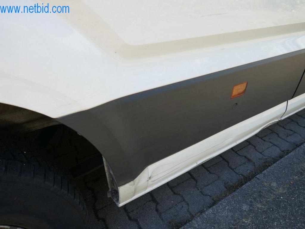 Różne pojazdy (samochody dostawcze VW + FORD)-5