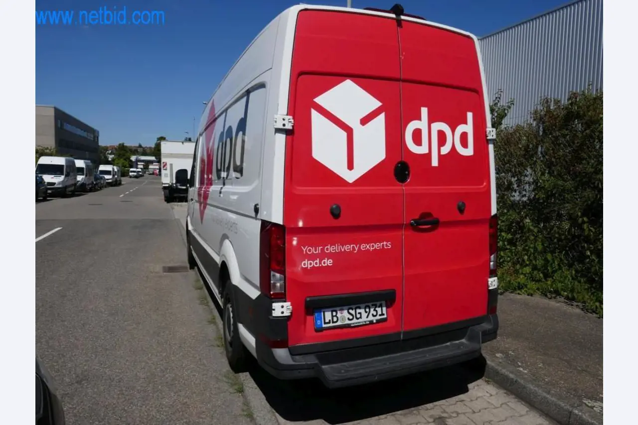 Różne pojazdy (samochody dostawcze VW + FORD)-9