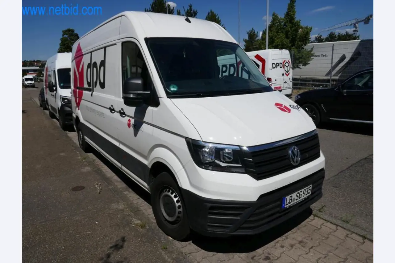 Różne pojazdy (samochody dostawcze VW + FORD)-1