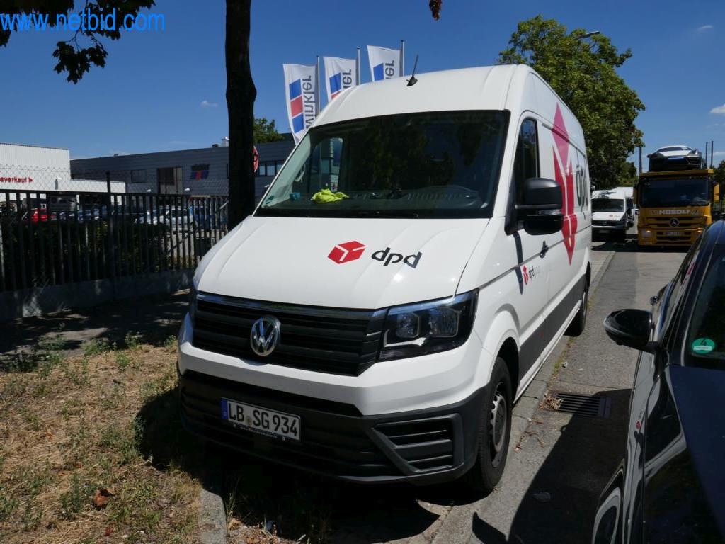 Several vehicles  (transporter VW + FORD)-1