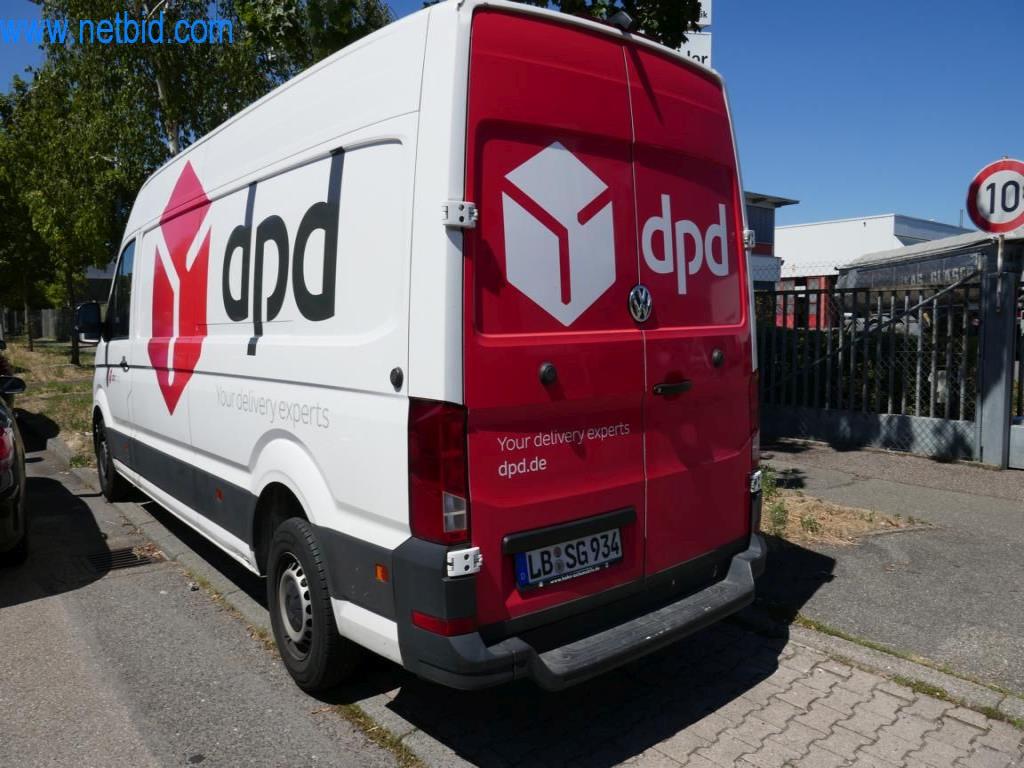 Several vehicles  (transporter VW + FORD)-2