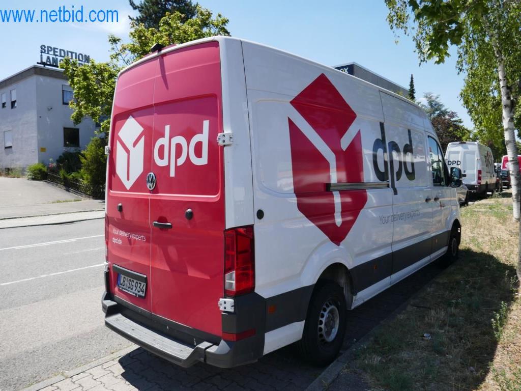 Several vehicles  (transporter VW + FORD)-3