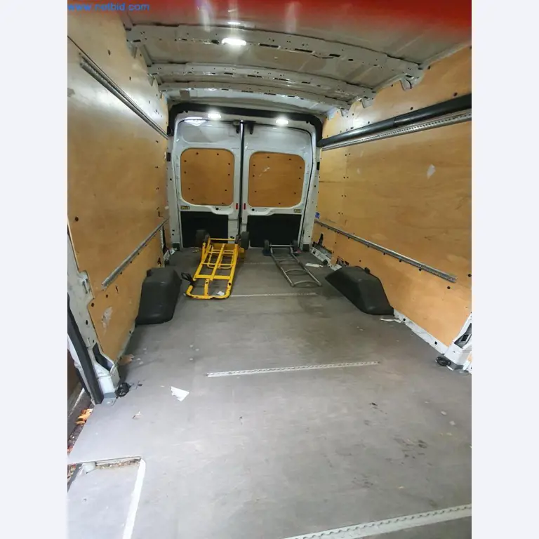 Varios vehículos (furgonetas VW + FORD)-12