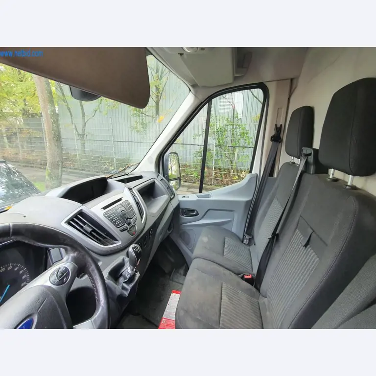Varios vehículos (furgonetas VW + FORD)-16