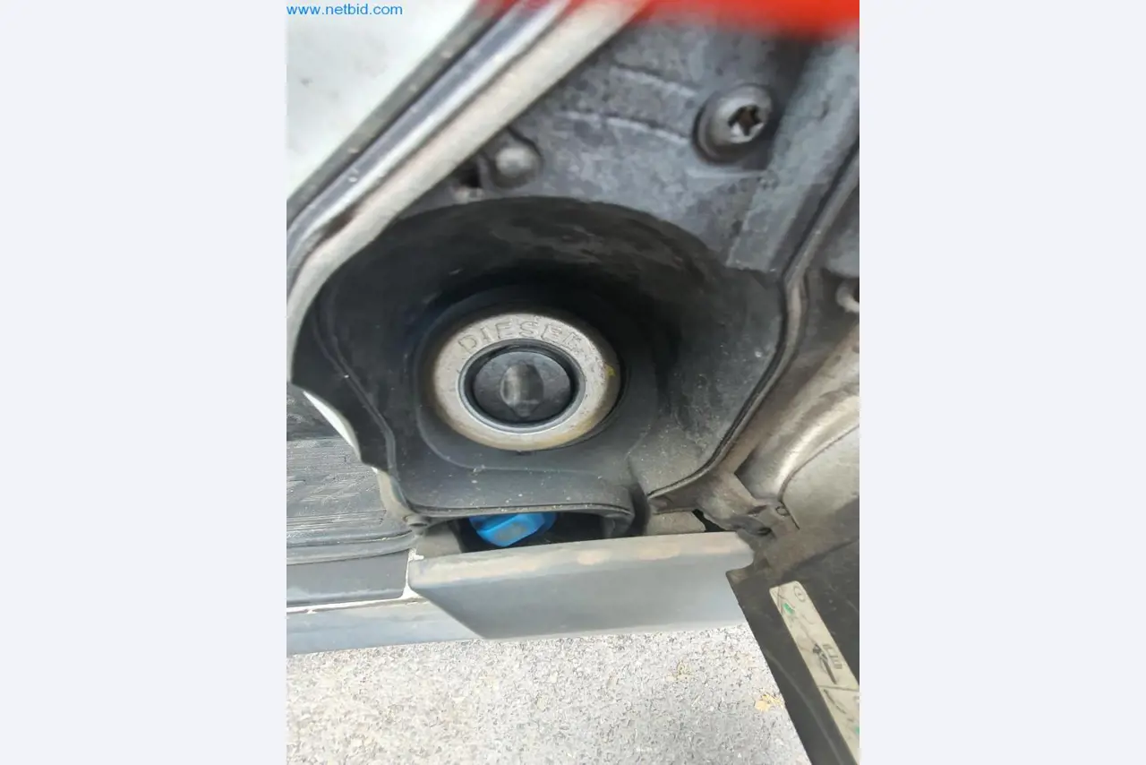 Varios vehículos (furgonetas VW + FORD)-18