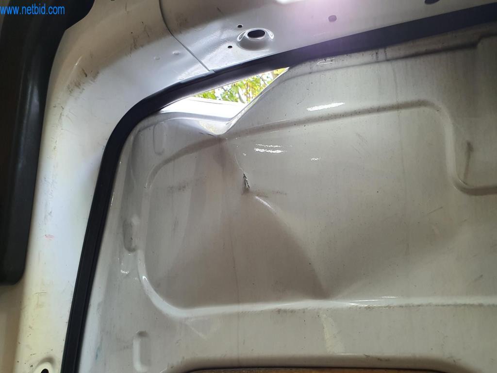 Różne pojazdy (samochody dostawcze VW + FORD)-19