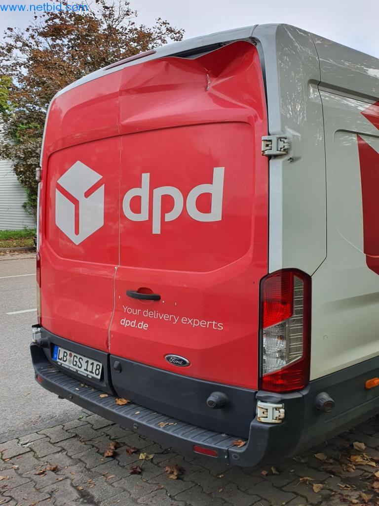 Różne pojazdy (samochody dostawcze VW + FORD)-7