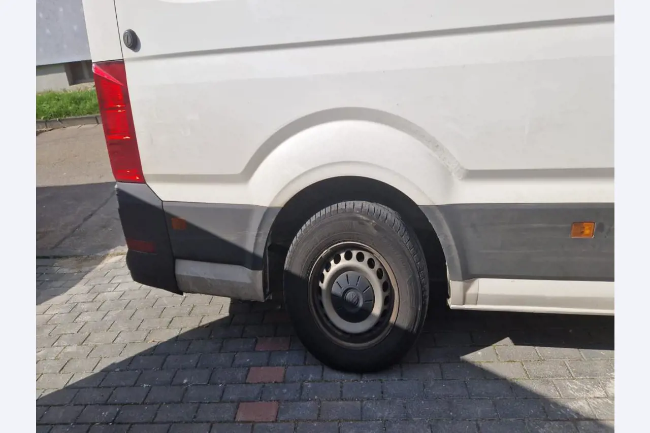 Različna vozila (kombiji VW + FORD)-5