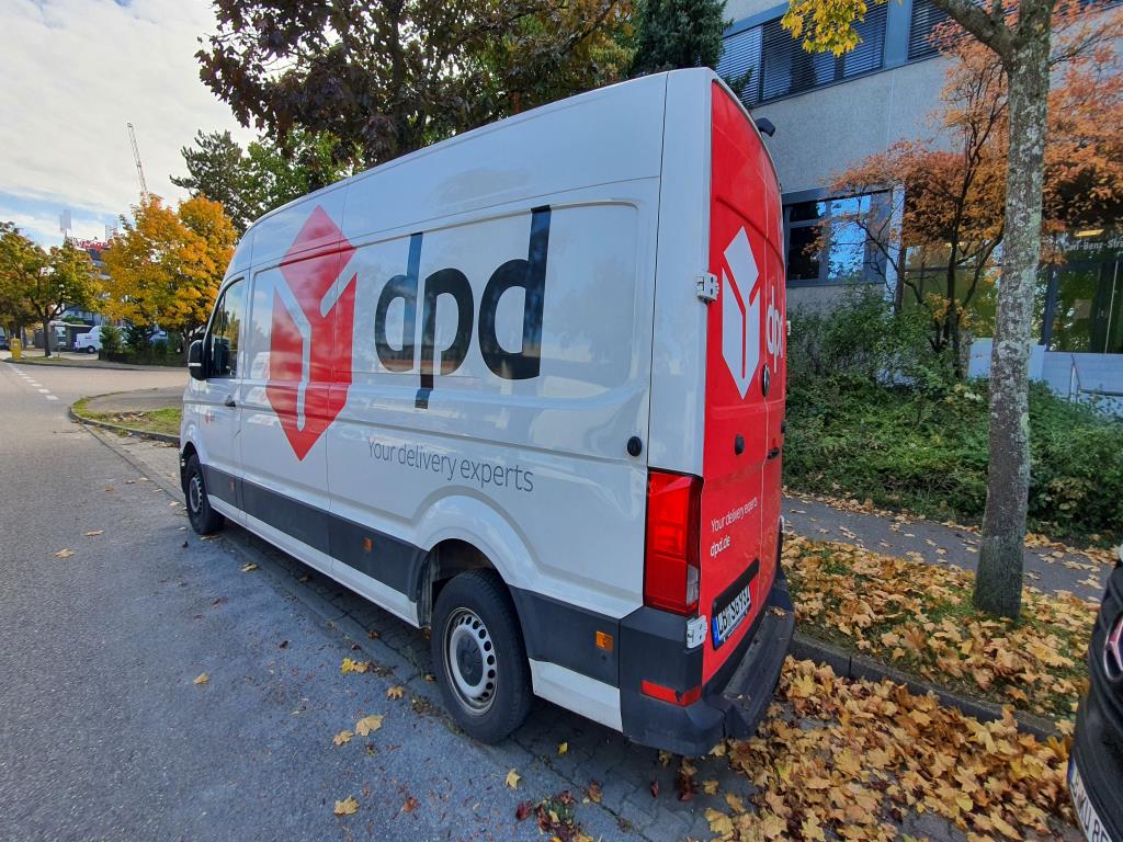 Różne pojazdy (samochody dostawcze VW + FORD)-2