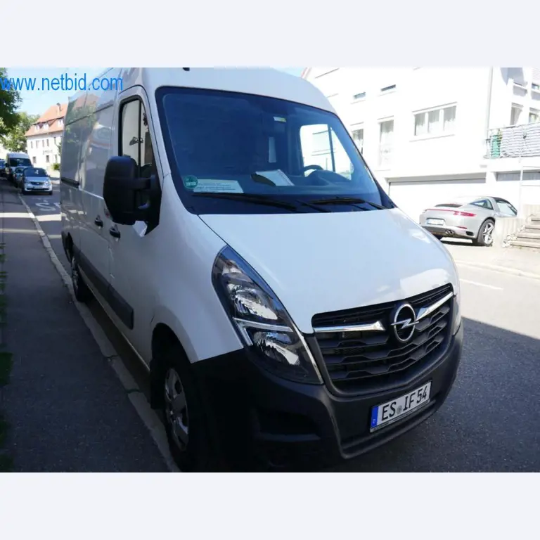 Several transporter (OPEL + RENAULT) -1