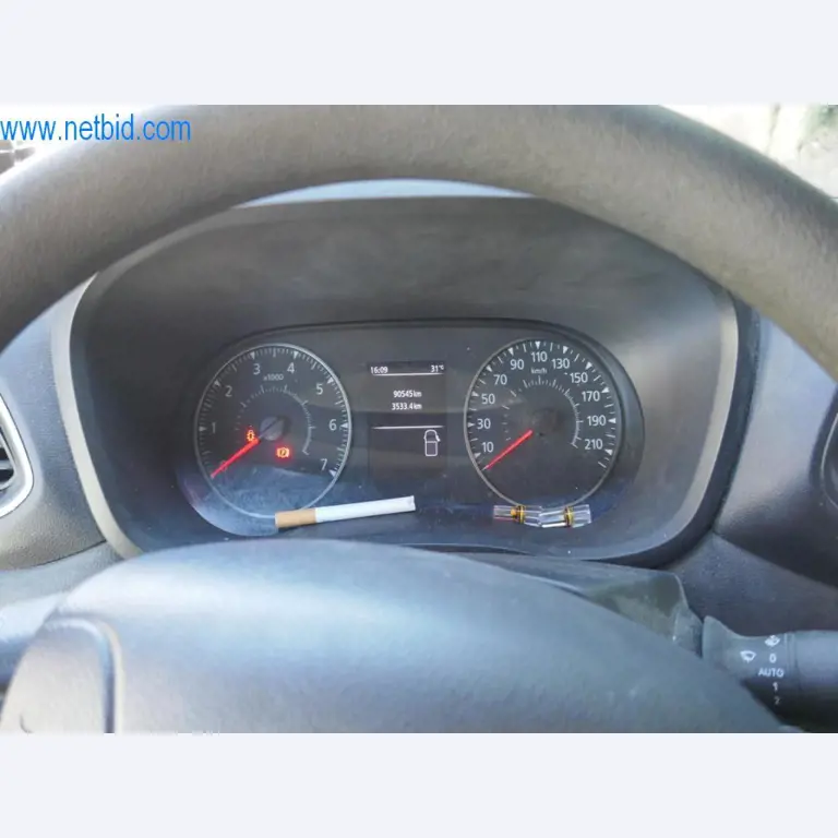 Różne samochody dostawcze (OPEL + RENAULT)-12