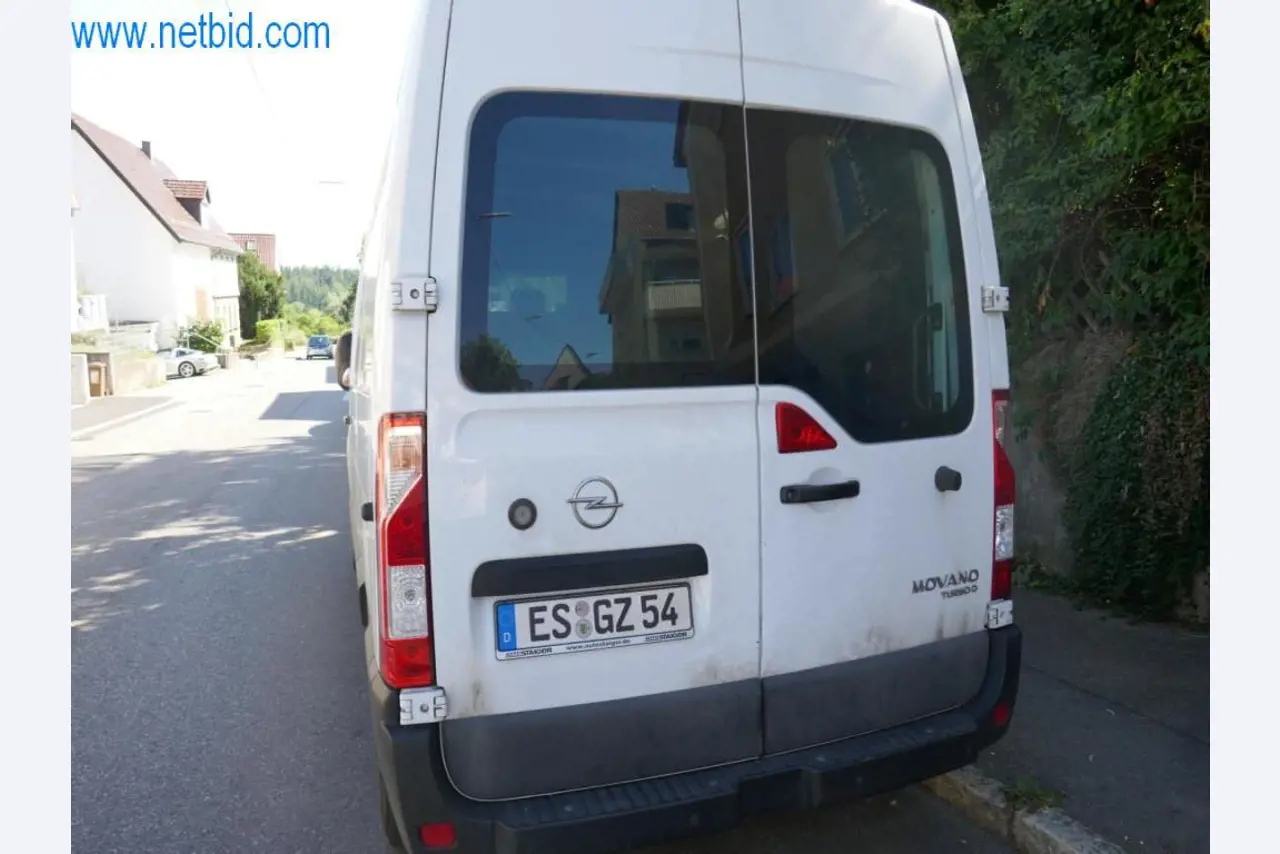 Różne samochody dostawcze (OPEL + RENAULT)-8