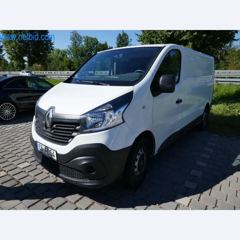 Różne samochody dostawcze (OPEL + RENAULT)-1
