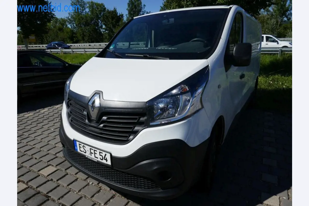 Różne samochody dostawcze (OPEL + RENAULT)-2
