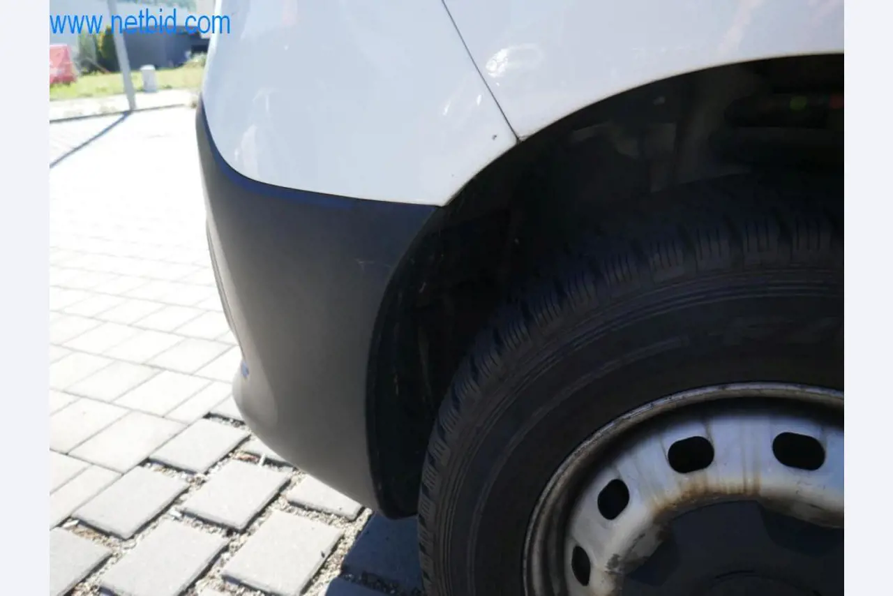 Różne samochody dostawcze (OPEL + RENAULT)-3