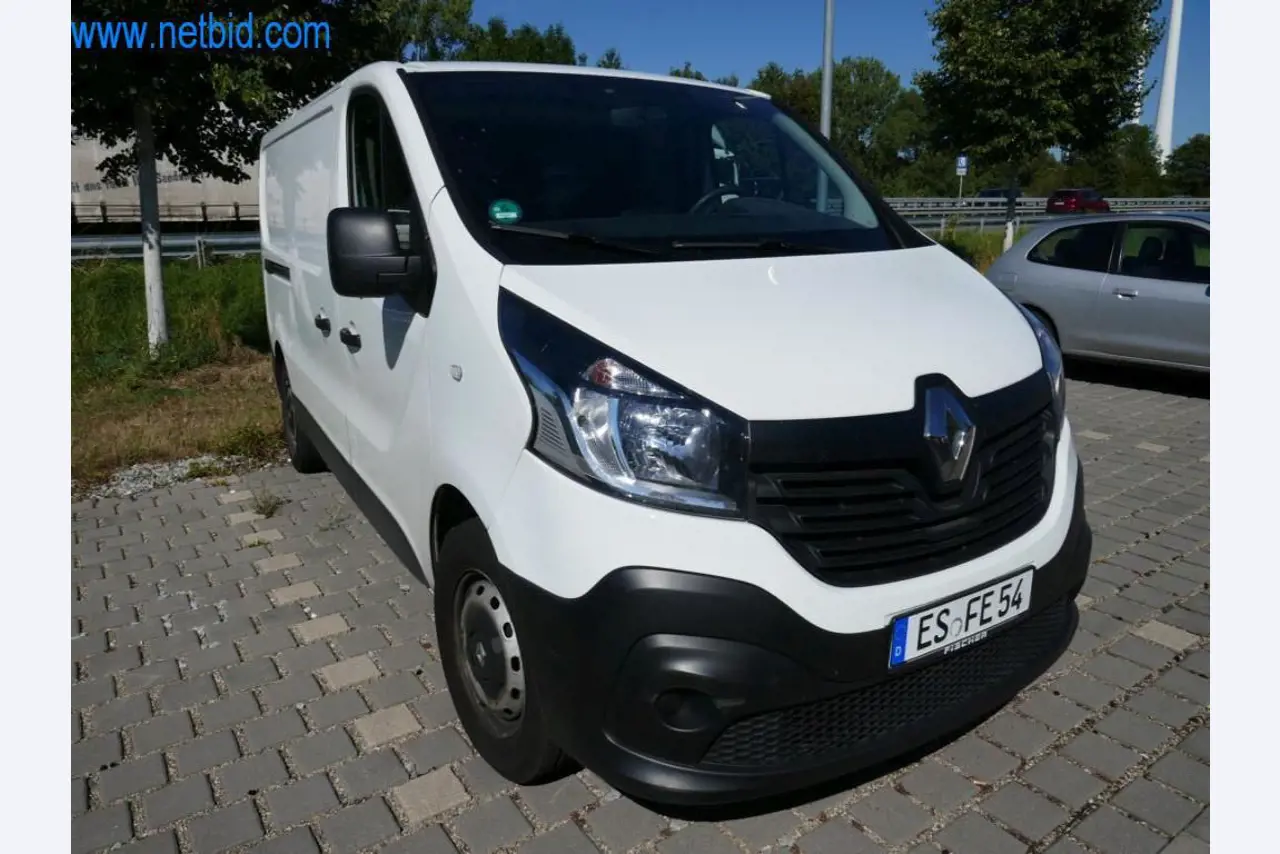 Różne samochody dostawcze (OPEL + RENAULT)-5