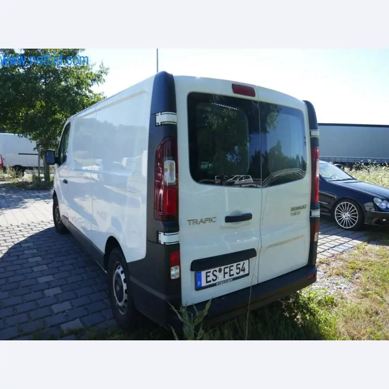 Różne samochody dostawcze (OPEL + RENAULT)-7