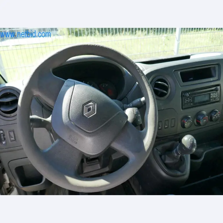Różne samochody dostawcze (OPEL + RENAULT)-13
