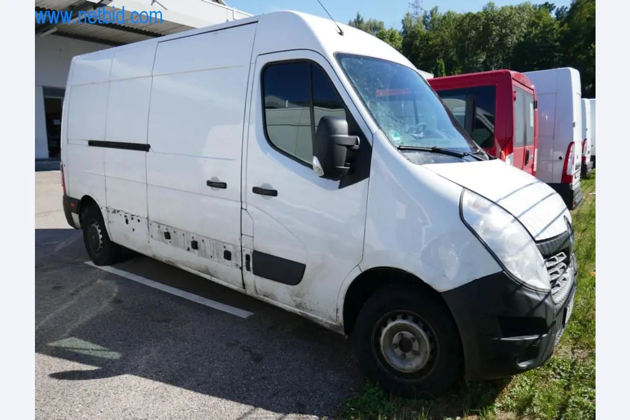 Różne samochody dostawcze (OPEL + RENAULT)-1