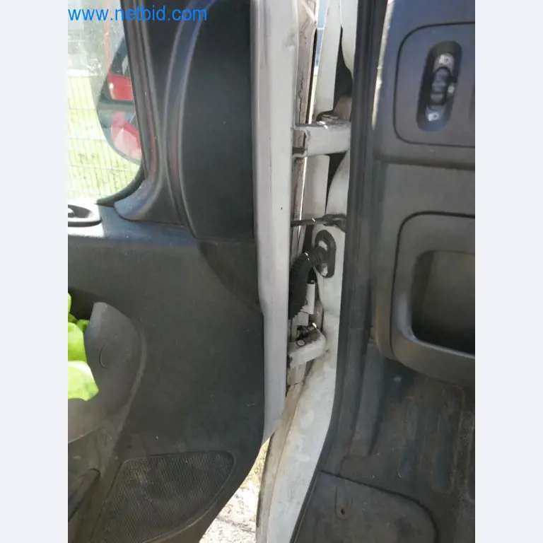 Różne samochody dostawcze (OPEL + RENAULT)-20