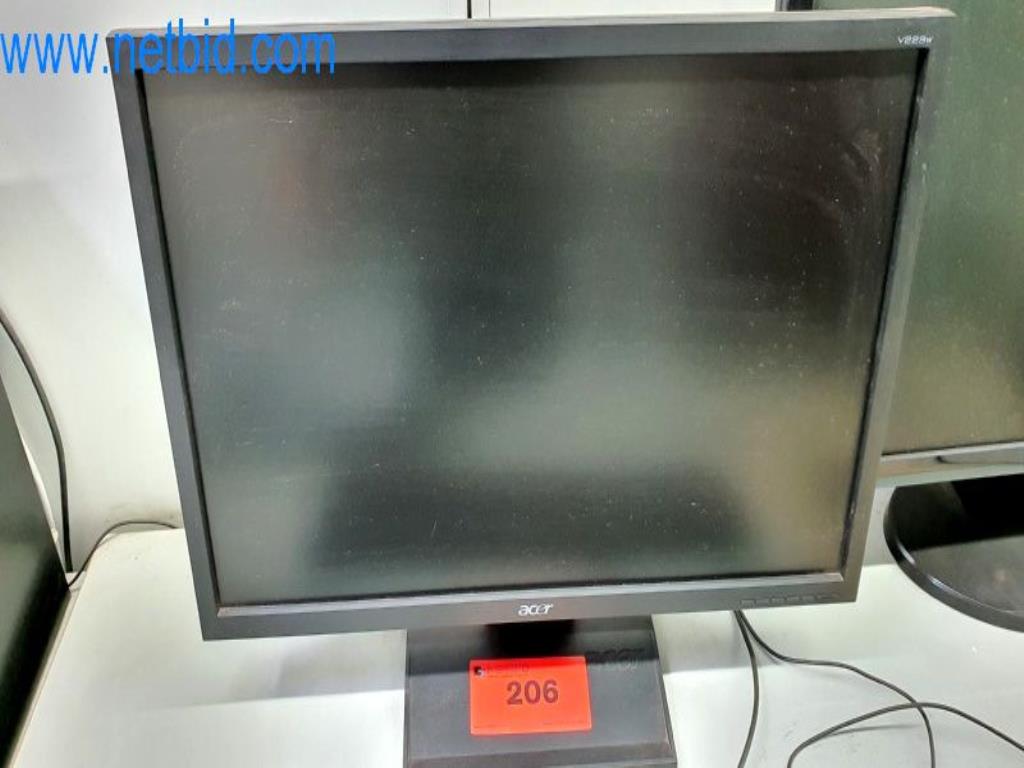 Stroje v tiskárně
-1