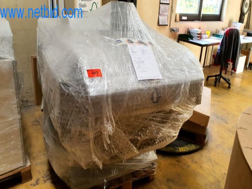 Stroje v tiskárně
-2