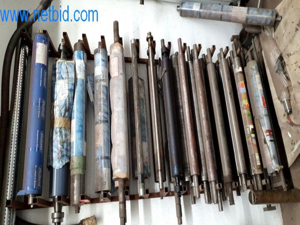 Stroje v tiskárně
-2