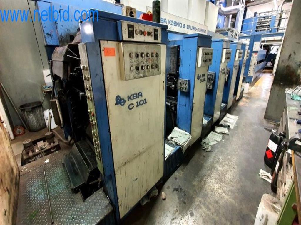 Stroje v tiskárně
-11