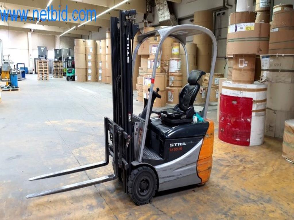 Stroje v tiskárně
-2