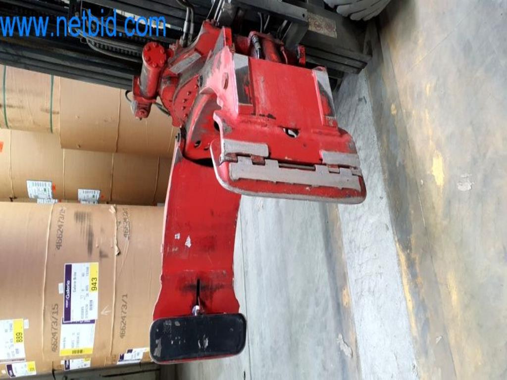 Stroje v tiskárně
-15