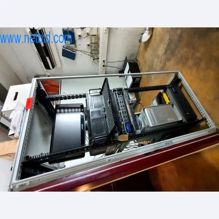 Maschinen einer Druckerei
-2