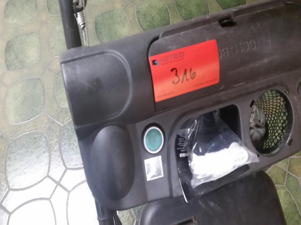 Stroje v tiskárně
-2