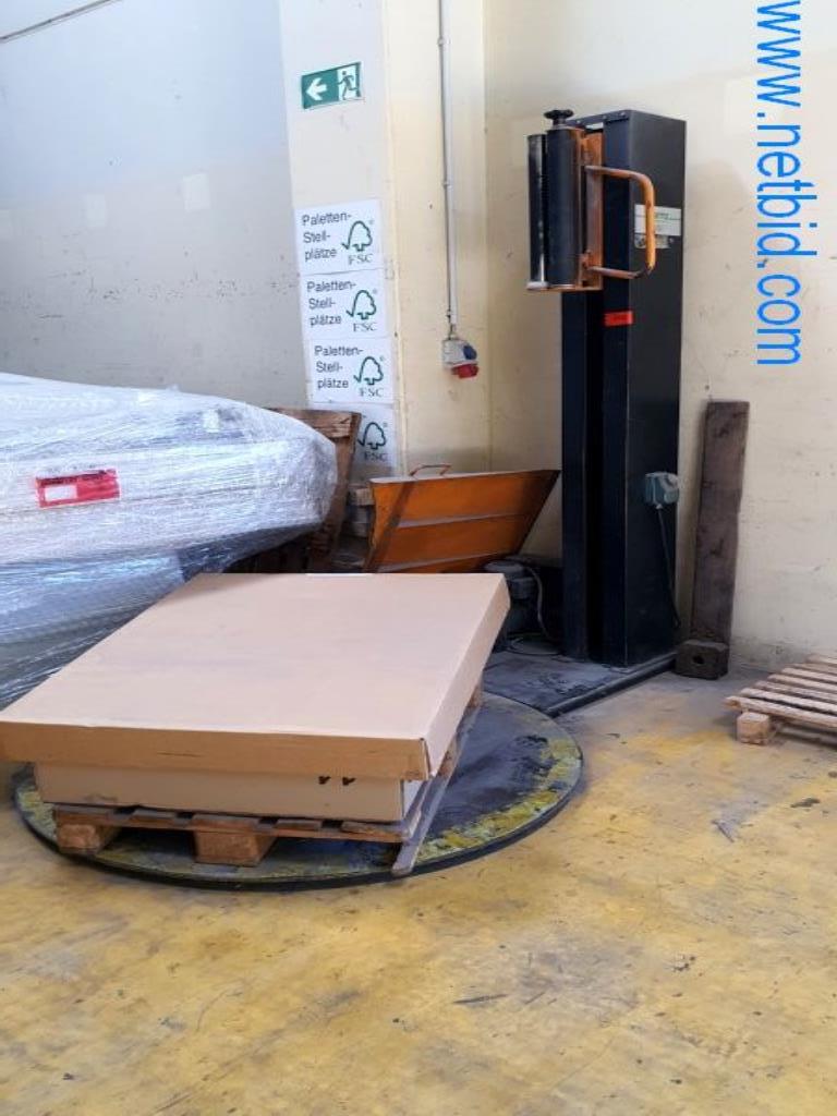 Stroje v tiskárně
-1