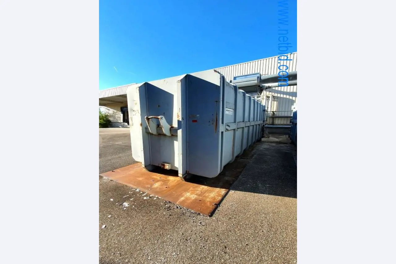Machines d'une imprimerie
-1