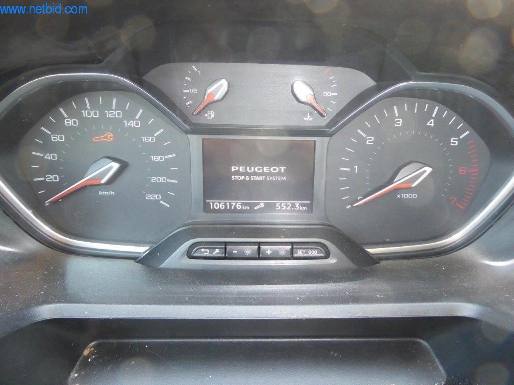 Máquinas de limpieza y material de oficina-10