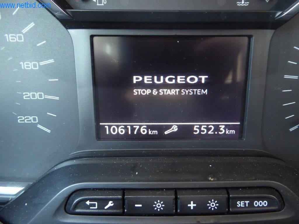 Máquinas de limpieza y material de oficina-11