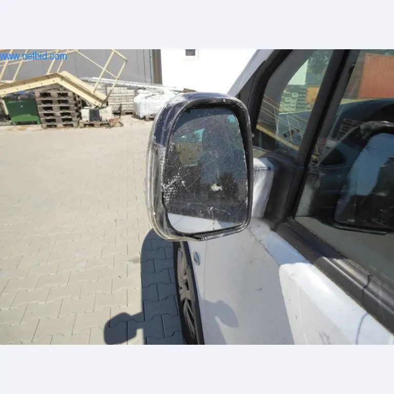 Reinigungsmaschinen und Büroausstattung-16