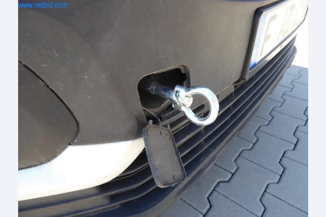 Reinigungsmaschinen und Büroausstattung-18