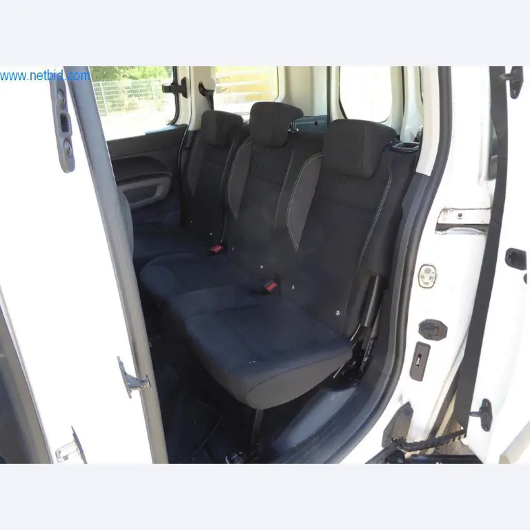 Reinigungsmaschinen und Büroausstattung-20