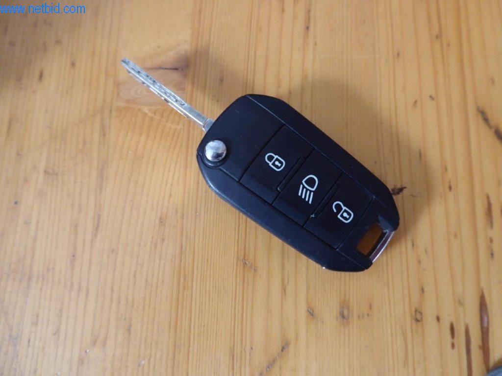 Máquinas de limpieza y material de oficina-24