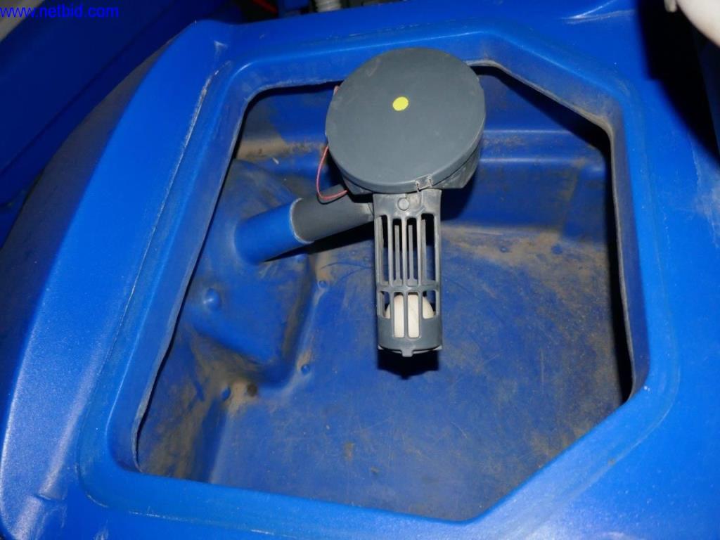 Máquinas de limpieza y material de oficina-4