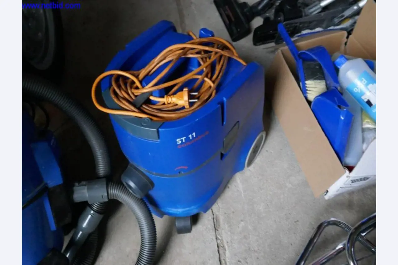 Reinigungsmaschinen und Büroausstattung-2