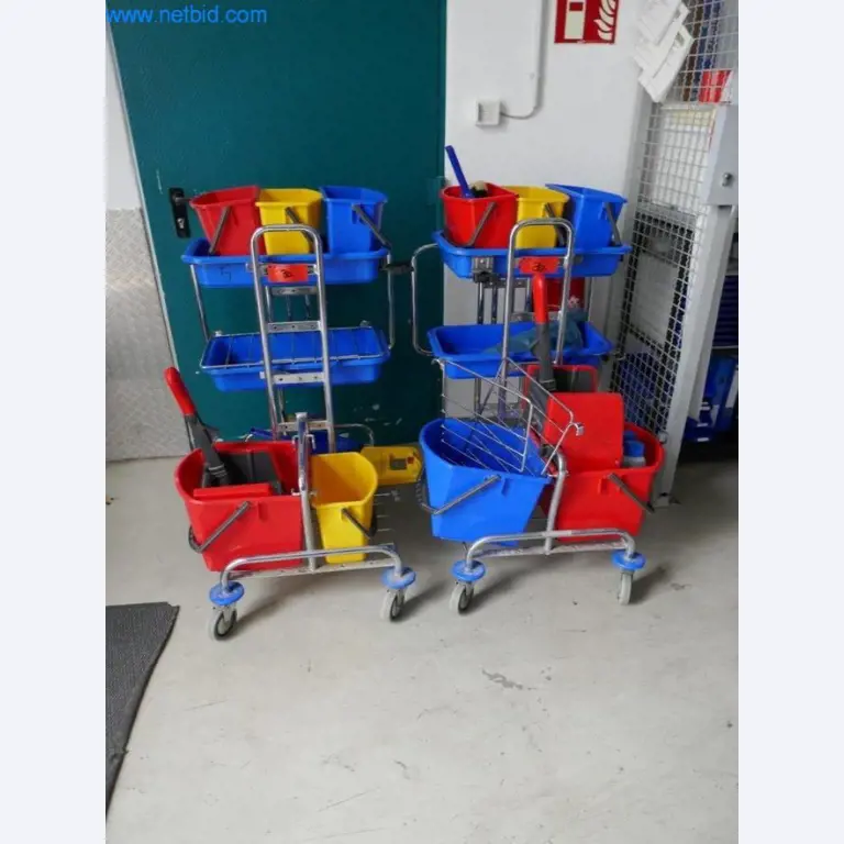 Reinigungsmaschinen und Büroausstattung-1