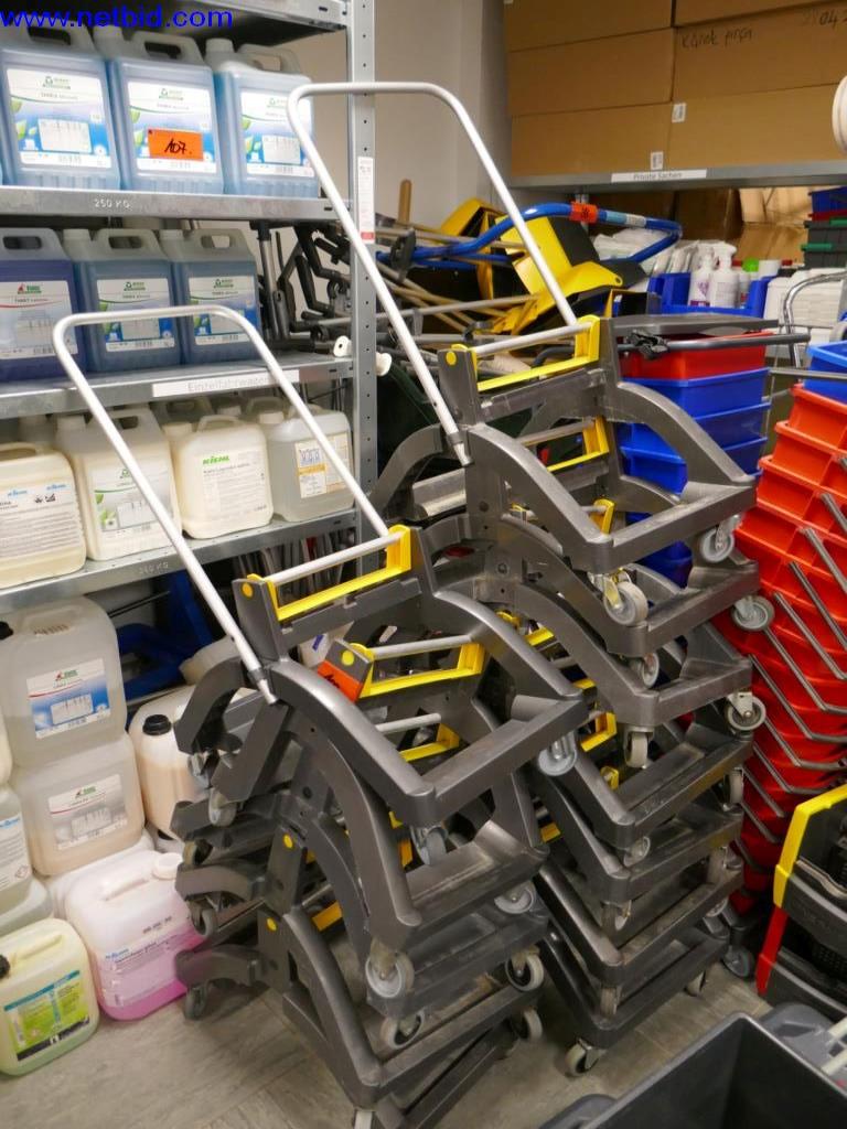 Máquinas de limpieza y material de oficina-2