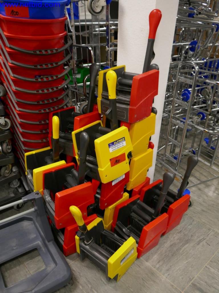 Máquinas de limpieza y material de oficina-4