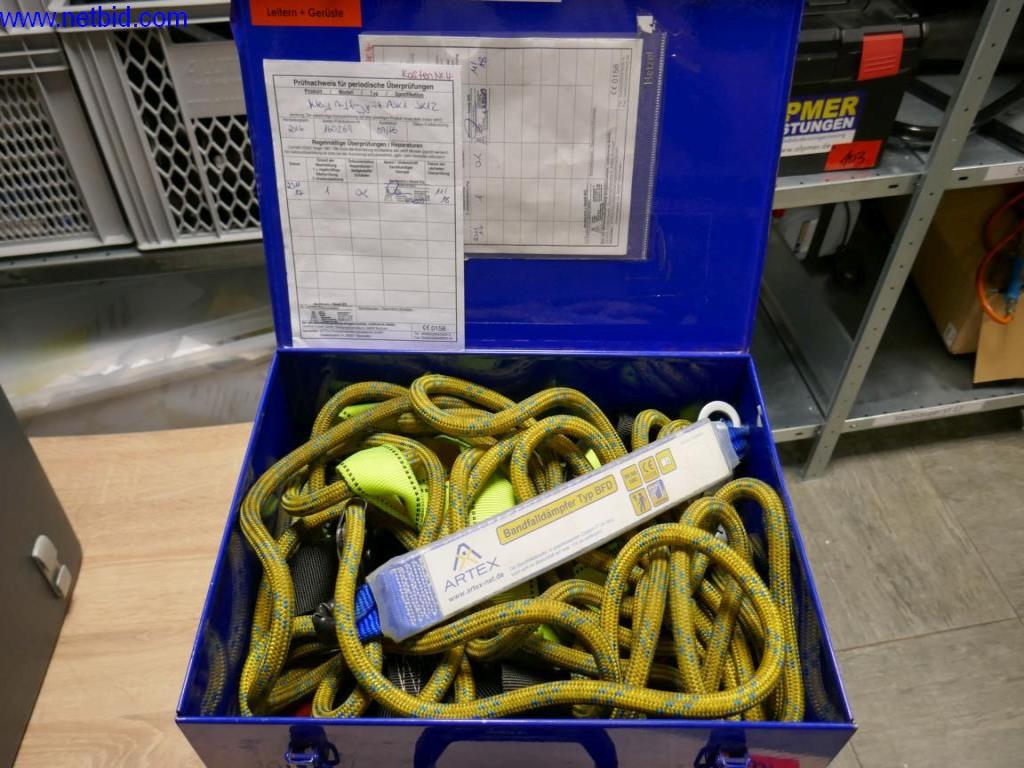 Reinigungsmaschinen und Büroausstattung-2