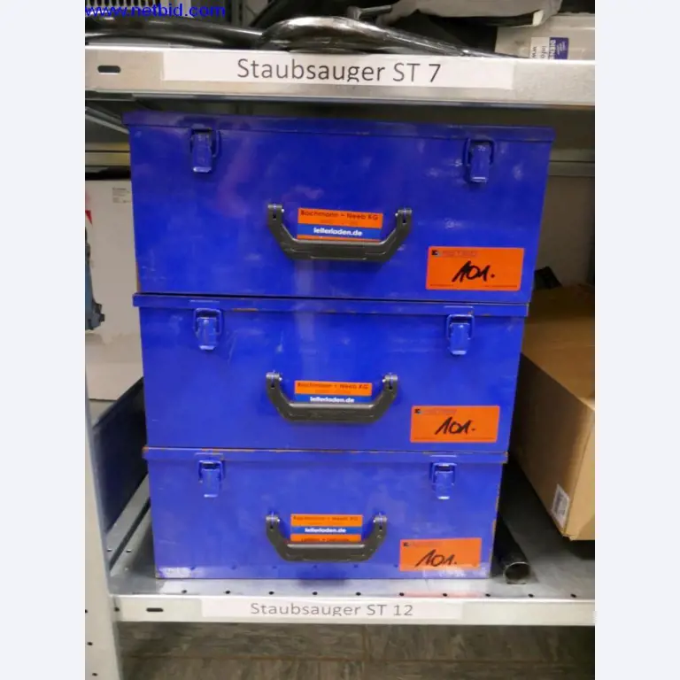 Reinigungsmaschinen und Büroausstattung-4