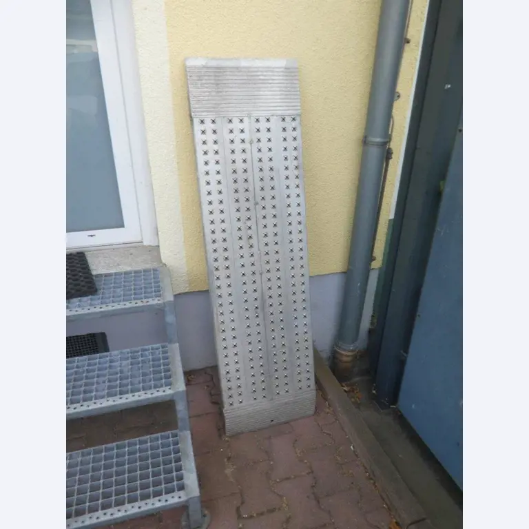 Čistící stroje a kancelářské vybavení-1