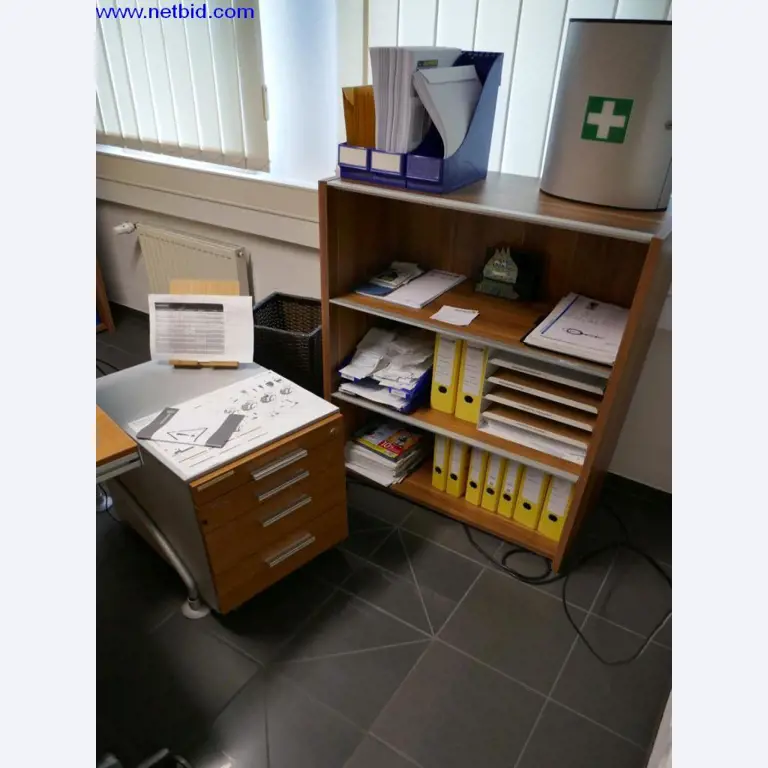 Čistící stroje a kancelářské vybavení-5