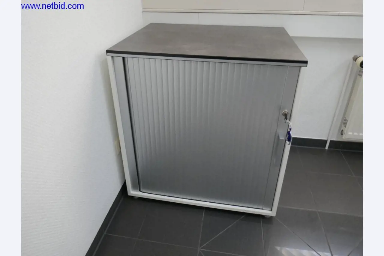 Čistící stroje a kancelářské vybavení-3